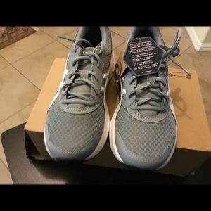 Brand New Wmns Asics Jolt 3